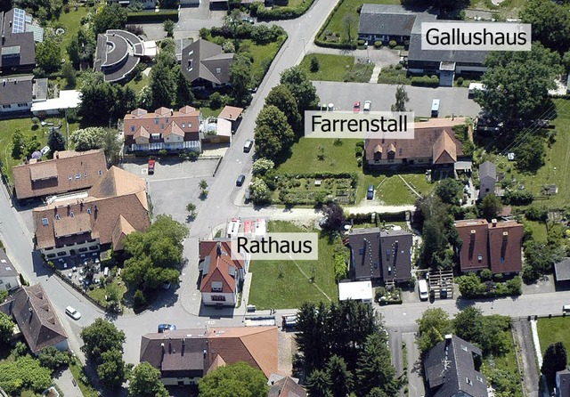 Die Wittnauer Ortsmitte mit Rathaus, F...ushaus. Das Luftbild stammt aus 2007.   | Foto: Sasse