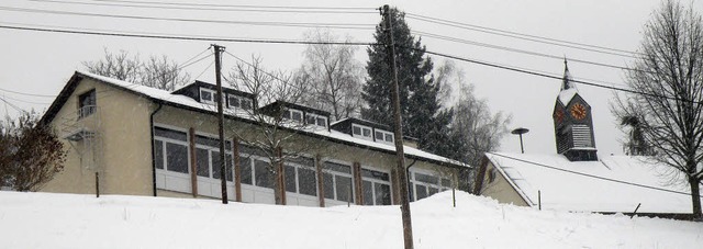 Im Schnee versanken am Freitag das Fre...das Gemeindehaus zur Verfgung steht.   | Foto: Wolfgang Roth
