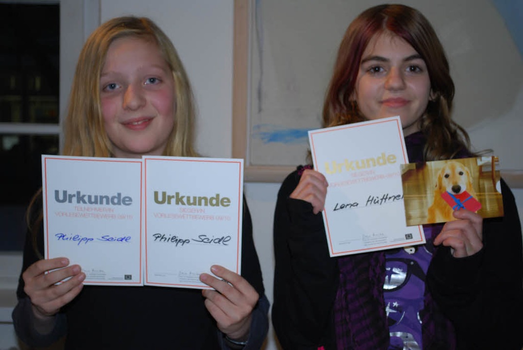 Die strahlenden Sieger auf Kreisebene ...) und Lena Hüttner (Hauptschule Wyhl).  | Foto: Sylvia-Karina Jahn