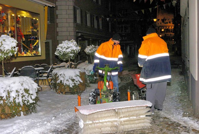 Beim Winterdienst in  Staufen muss es ...lz gehen. Die Vorrte sind erschpft.   | Foto: Bernhard Seitz