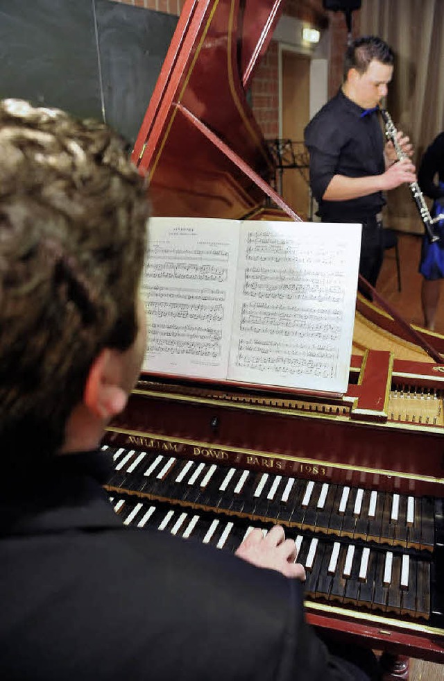 Alte Musik mit Julian Digel (Cembalo) und Jakob Scherzinger (Oboe)  | Foto: Thomas Kunz