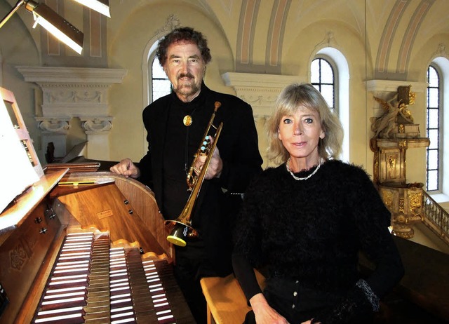 Irmtraud und Edward Tarr gestalteten d...s Waldshut in der Liebfrauenkirche.     | Foto: Freudig