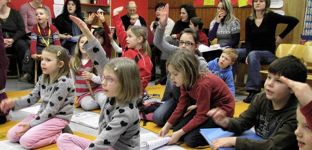 Lebendiges Singen &#8211; auch Eltern machten eifrig mit.   | Foto: grundschule oberschopfheim