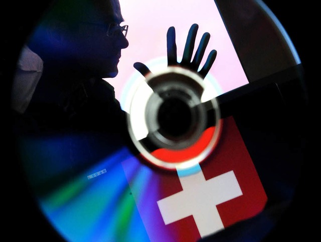 Bankdaten aus der Schweiz: Illegal beschafft aber verwertbar?    | Foto: DPA