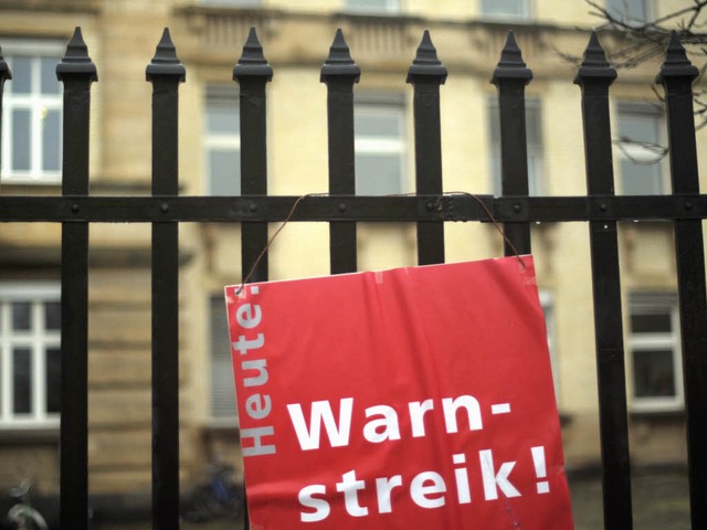 &#8222;Heute Warnstreik&#8220; &#8211; auch in Freiburg  | Foto: ddp