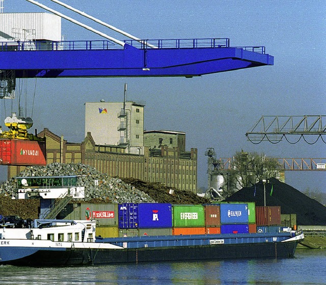 Gefragter Umschlagplatz: der Kehler Rheinhafen.   | Foto: Peter Heck