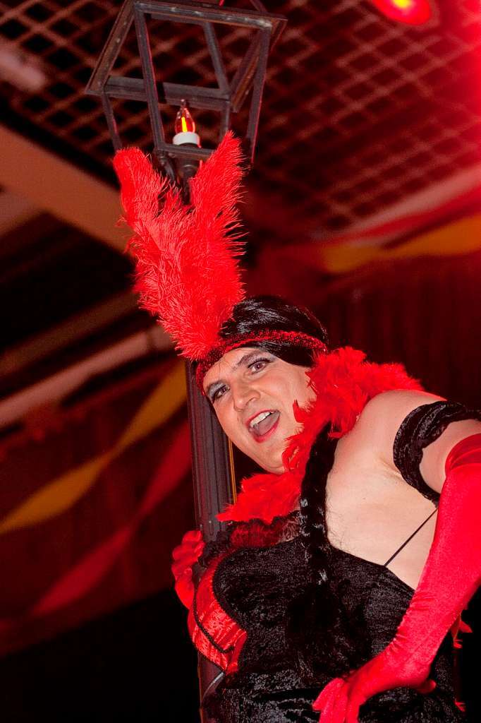 Moulin Rouge: Die Tanzeinlage des Elferrats war ppig inszeniert.