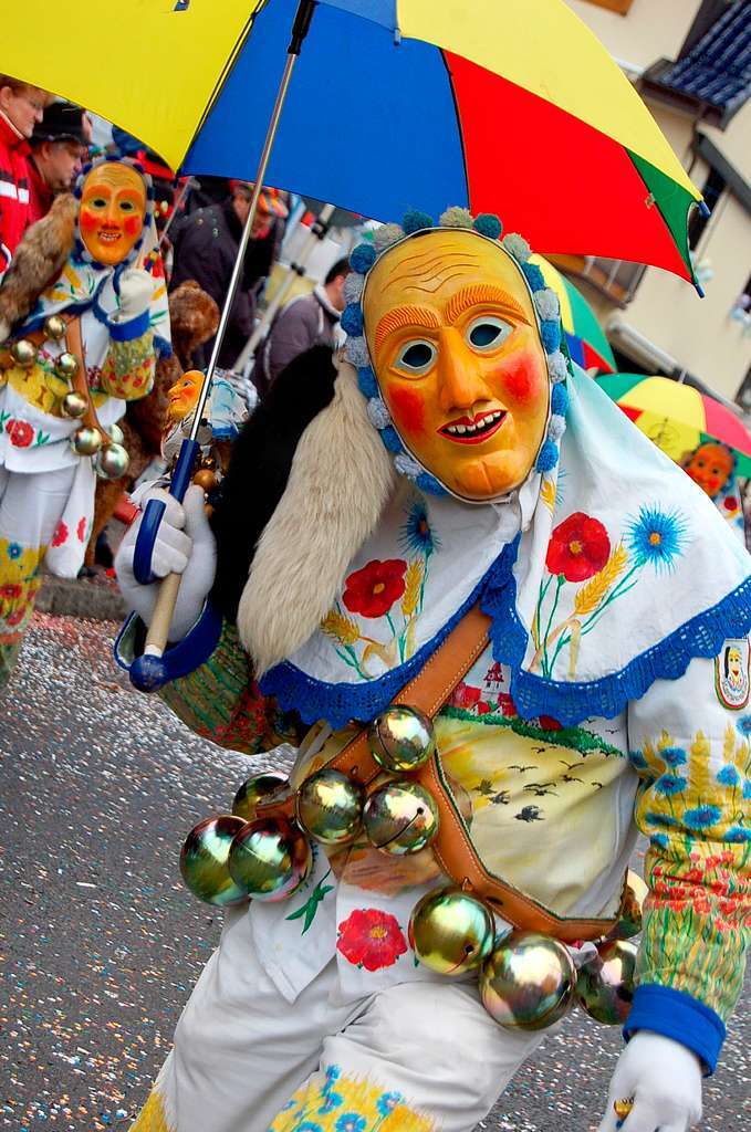 Ein Narrenfestival feierte Schwrstadt am Sonntag beim 44. Narrentreffen der Vereinigung Hochrheinischer Narrenznfte.