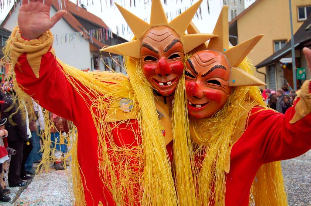 Ein Narrenfestival feierte Schwrstadt am Sonntag beim 44. Narrentreffen der Vereinigung Hochrheinischer Narrenznfte.