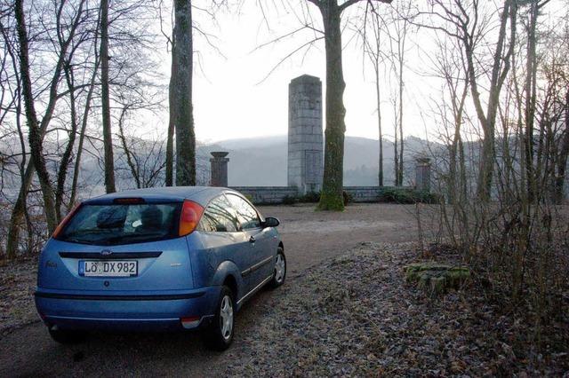 Keine Autos zum Denkmal