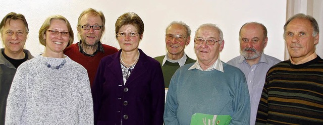 Ehren fr treue Snger : (von rechts) ...lsbach und Vorsitzende Monika Jckle.   | Foto: heidi fssel
