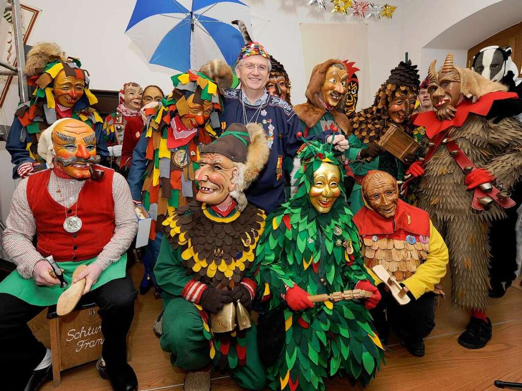 Die Narren haben die Macht im Regierungsprsidium Freiburg bernommen.