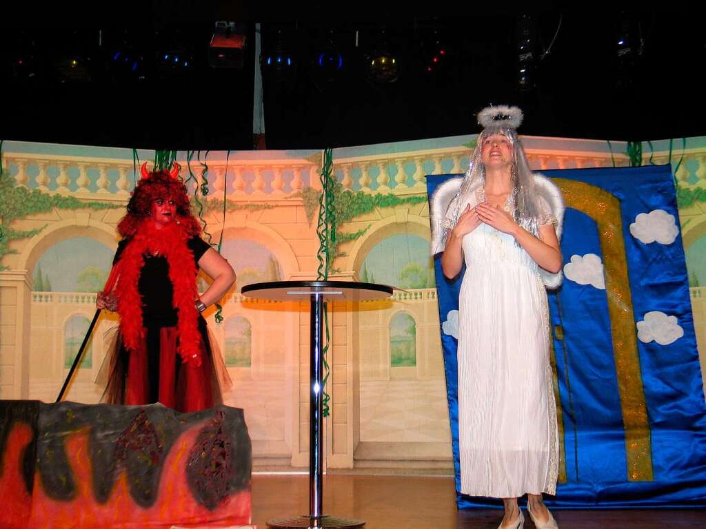 Viel Stimmung herrschte beim Circus Maximus in Riegel. Engel und Teufel feierten ein gelungenes Debut.