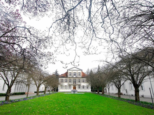 Der Arbeitsplatz fr den ersten Beigeordneten: das Rathaus I  | Foto: Michael Bamberger