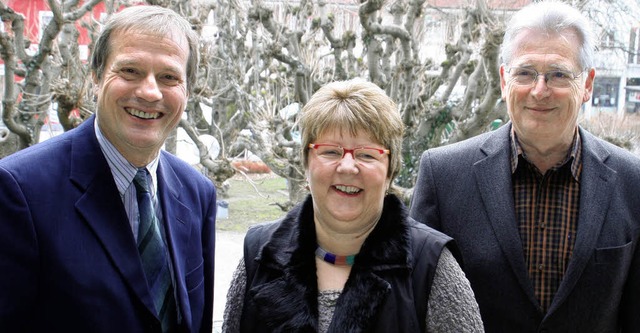 Klaus Eberhard, Marion Caspers-Merk un...tveen schauen positiv in die Zukunft.   | Foto: Spangenberg