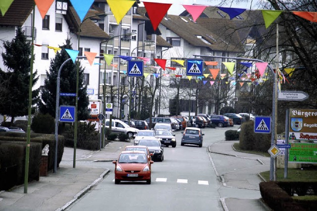 Runter vom Gas: Die Bahnhofstrae soll...tstrae bis Bahnhof 30er-Zone werden.   | Foto: Spangenberg