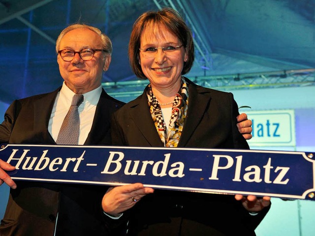 Hubert Burda und Offenburgs Brgermeisterin Edith Schreiner.  | Foto: dpa