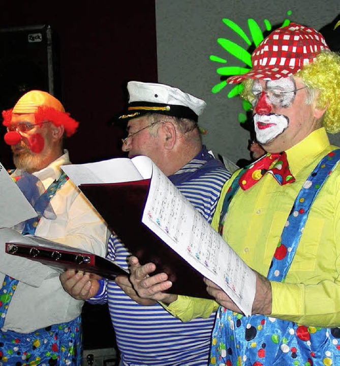 Clown mit Noten &#8211; Sängerfasnet in &#8222;Gottene&#8220;.    | Foto: mario schöneberg