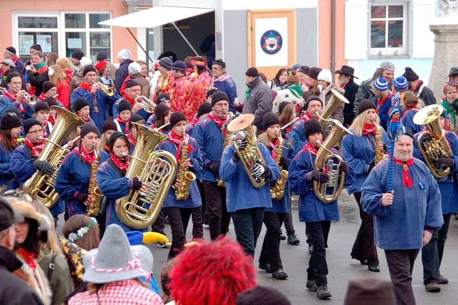 Immer mit dabei: die Bonndorfer Stadtmusik unter Leitung von Klaus Steckeler. (Foto: Juliane Kühnemund) Immer mit dabei: die Bonndorfer Stadtmusik unter Leitung von Klaus Steckeler. (Foto: Juliane Kühnemund)