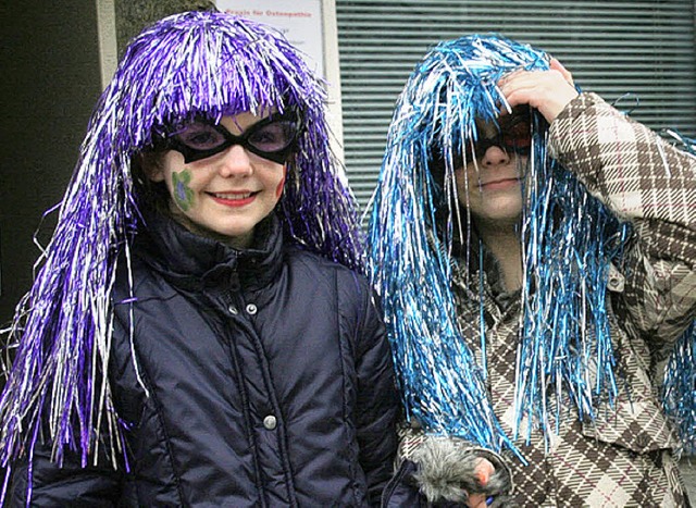 Glanz und Flitter &#8211; auch das gehrt zur Fasnacht dazu.  | Foto: Marlies Jung-Knoblich