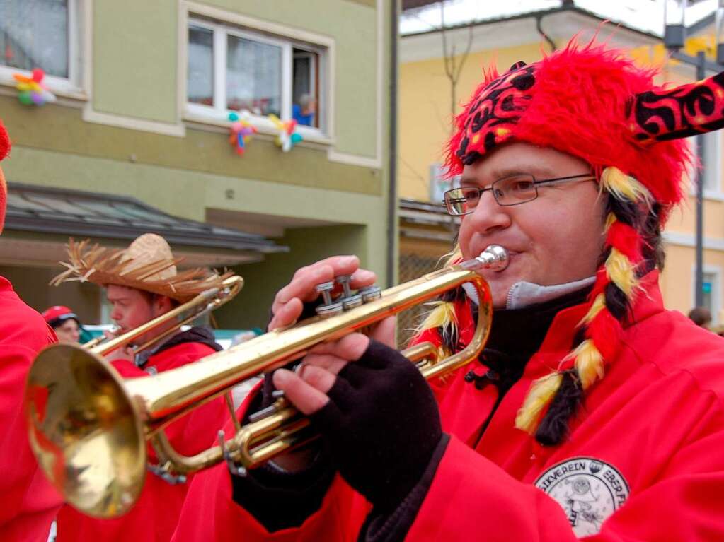 Beste Stimmung beim Umzug in Sthlingen! Mit dabei die Eberfinger!