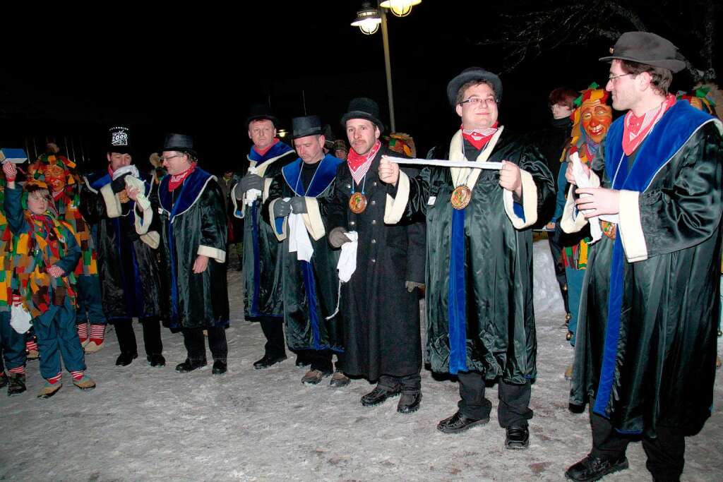 Mit Jammern und Wehklagen haben die Galgenvgel in Grafenhausen die Fasnet zu Grabe getragen.