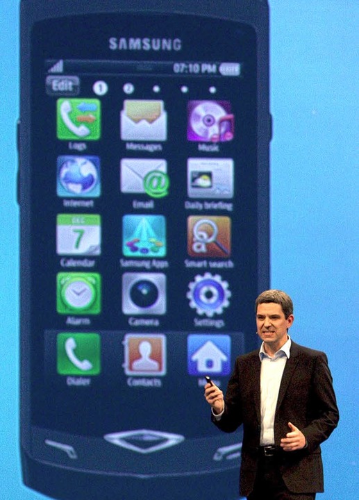 Samsung Wave heißt der neueste Versuch, gegen Apples iPhone anzutreten.  | Foto: dpa