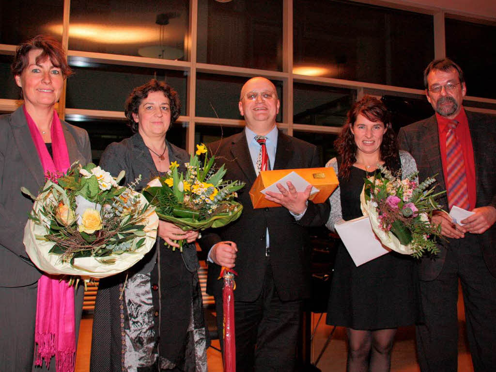 Brgermeister Martin Obert (rechts) dankte den Organisatoren und Helfer des Klassikfest.