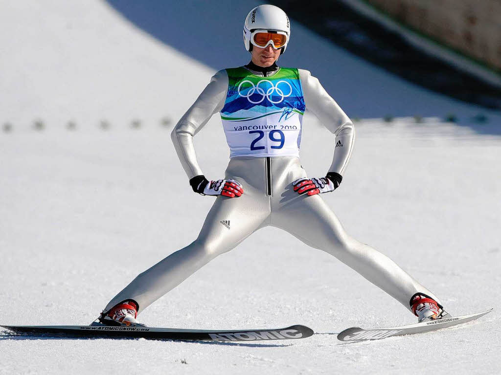 Rund lief es fr Martin Schmitt indes nicht – nur Platz 30. Bester Deutscher war Michael Neumayer auf Rang 6.