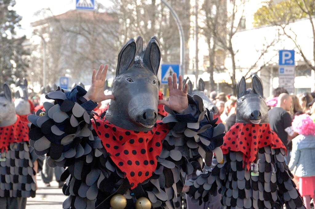 4000 Hstrger in 120 Cliquen boten am Sonntagnachmittag ein buntes Bild