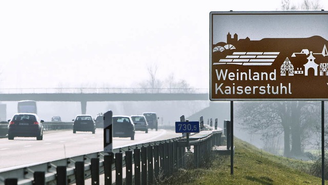 Was  fr den Kaiserstuhl recht ist, mu...inzer:  Hinweisschild an der Autobahn.  | Foto: Dominic Rock