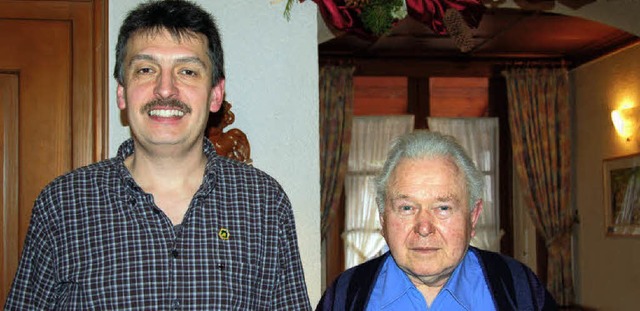 50 Jahre ist Georg Bhrer (rechts) aus... aus Freiamt. Bei wurden dafr geehrt.  | Foto: pia grttinger
