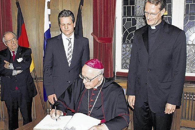 Ein umstrittener Papst erscheint in anderem Licht