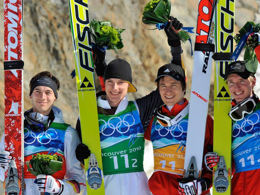 Martin Schmitt, Michael Neumayer, Michael Uhrmann und Andreas Wank belegten in der Mannschaftskonkurrenz den zweiten Platz.