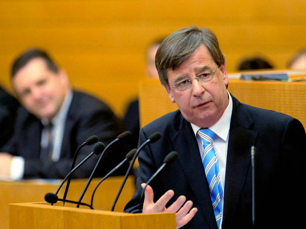 Finanzminister Willi Stchele