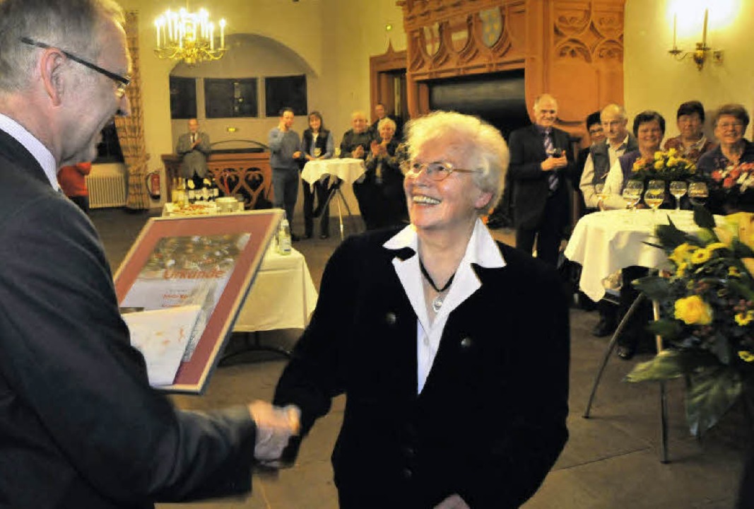 Mit 60 Jahren als Marktbeschickerin wa...s Abends: Emilie Bär aus Eichstetten.   | Foto: Bamberger