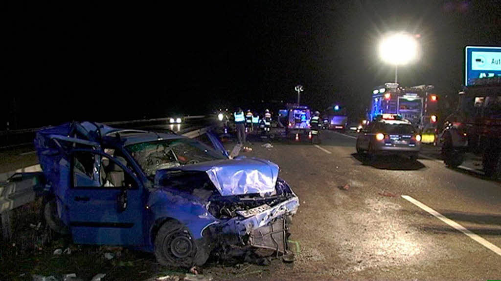 Die Unfallstelle auf der Autobahn 5. Die Unfallstelle auf der Autobahn 5.