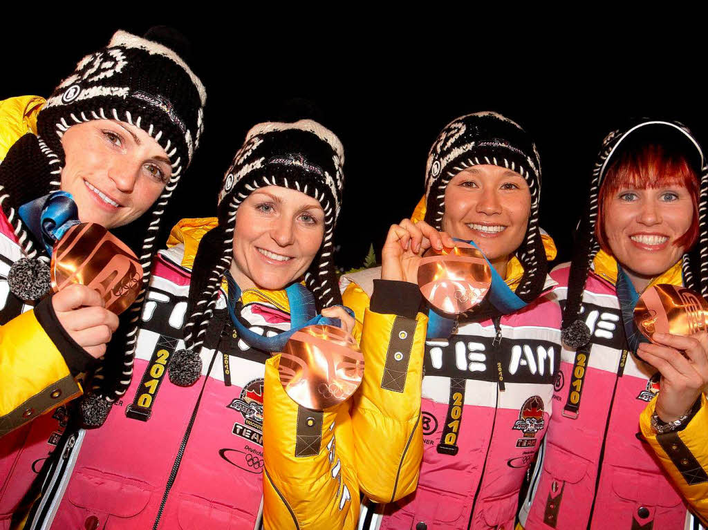 Von Gold haben sie getrumt, Bronze ist es geworden: Andrea Henkel,  Martina Beck, Simone Hauswald und Kati Wilhelm lieferten in der Staffel ein sauberes  Rennen ab.
