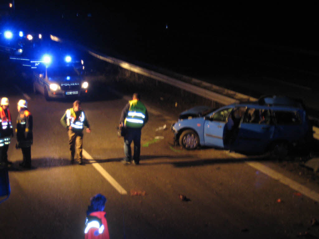 Die Unfallstelle auf der Autobahn 5. Die Unfallstelle auf der Autobahn 5.