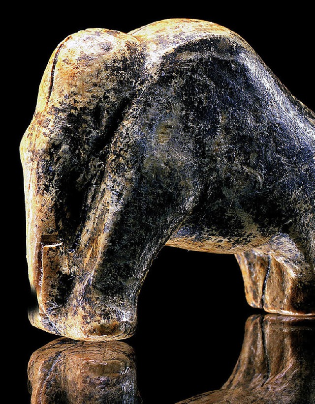 Weltkulturerbe?  Alb-Mammut aus Mammutelfenbein   | Foto: DPA
