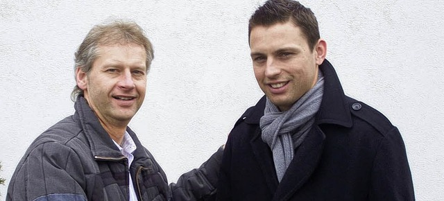 Jugendleiter Mathias Chrobok und  der neue Trainer Tobias Bchle   | Foto: bz