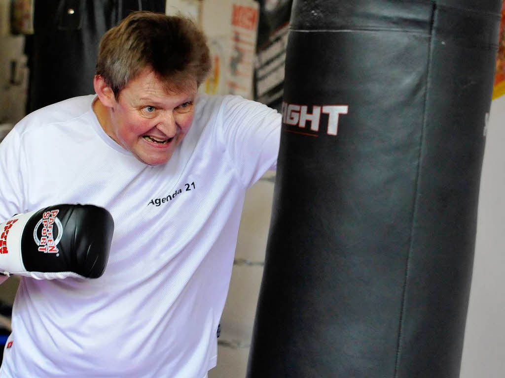 Schwitzen frs Boxdebt: Ulrich von Kirchbach beim Training fr seinen ersten Auftritt im sportlichen Ring.