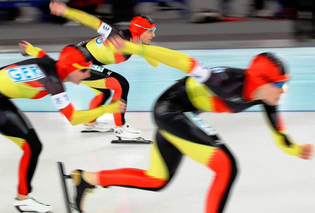 Das deutsche Damen-Trio greift am Samstag nach einer Medaille in der olympischen Teamverfolgung der Eisschnelllufer.