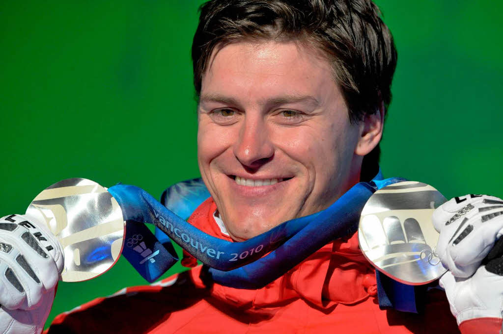 Auch Silber macht glcklich: Ivica Kostelic aus Kroatien wurde zwei Mal Zweiter, zuletzt am Samstag im Slalom.