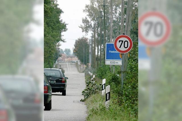 Radweg zur Fhre kommt