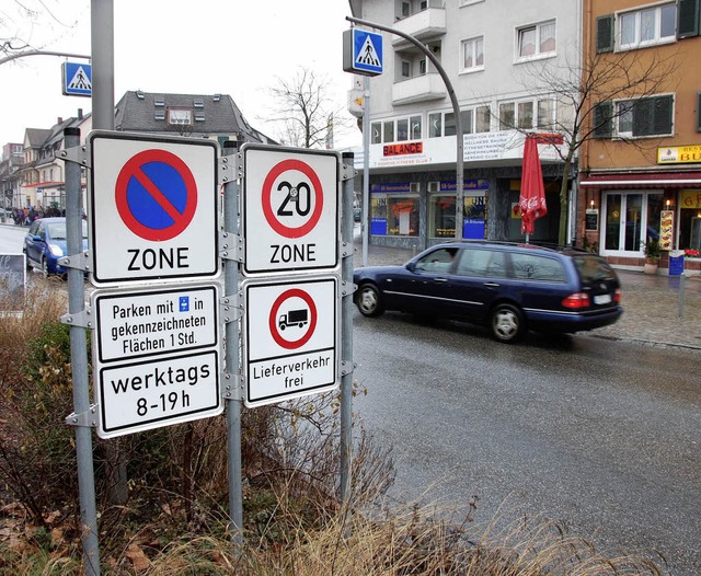 Plne, wie der Durchgangsverkehr aus d...nn, nehmen immer konkretere Zge an.    | Foto: Frey