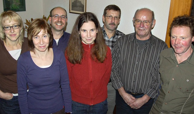 Der Vorstand der Trachtenkapelle Aiter... und Wolfgang Pfefferle (von links).    | Foto: Ulrike Jger