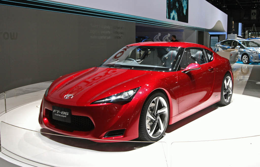 Toyota: Der japanische Autohersteller  Toyota will das Concept car  FT-86 zum Serienmodell weiterentwickeln.
