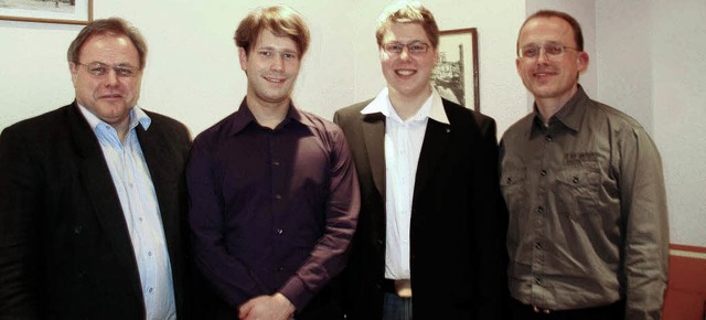Der neue JU-Vorsitzende Felix Schubert...er und Norbert Bekermann (von links).   | Foto: privat