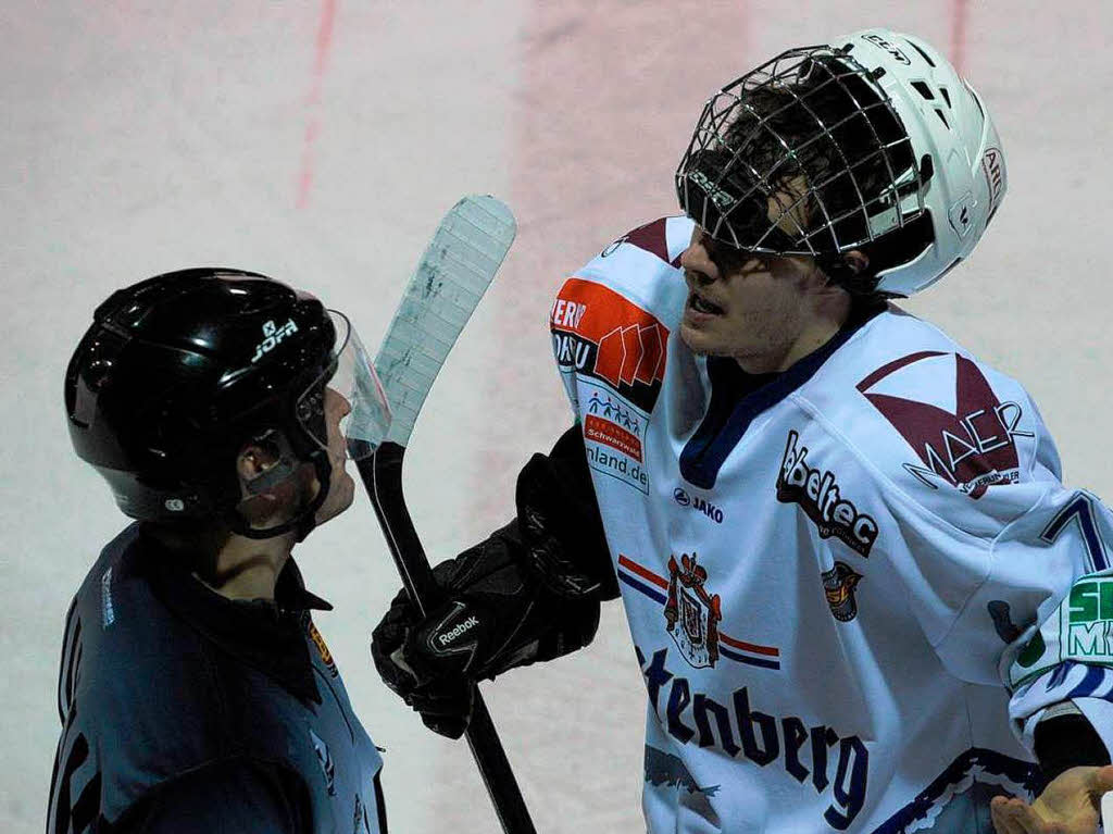 Schwarzwaldgipfel auf Eis: Freiburg versus Schwenningen, Wlfe gegen Wild Wings.